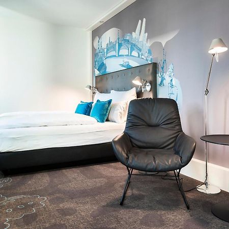 Motel One Базель Экстерьер фото