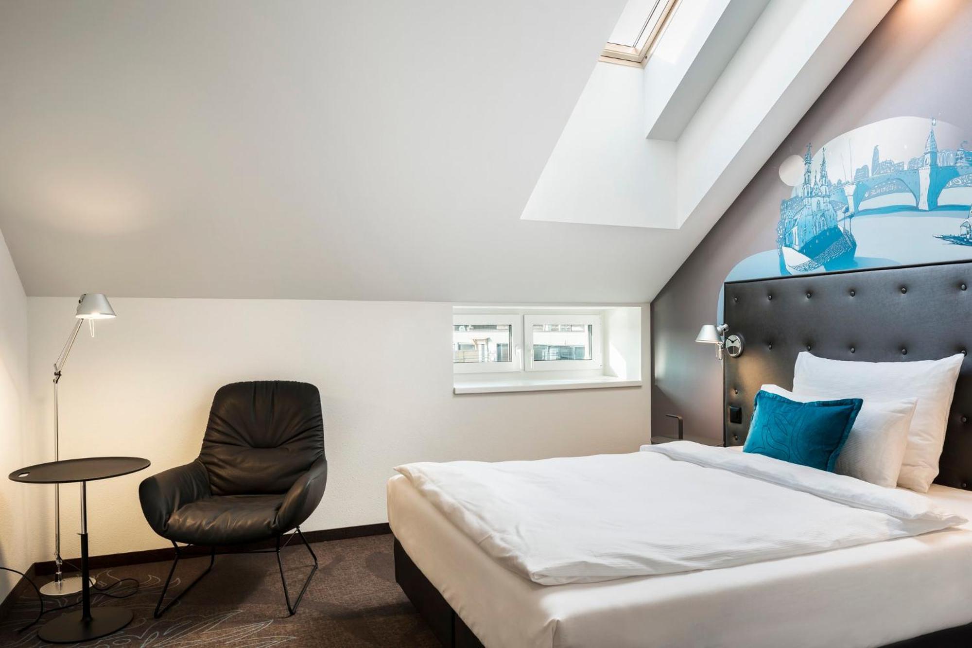 Motel One Базель Экстерьер фото