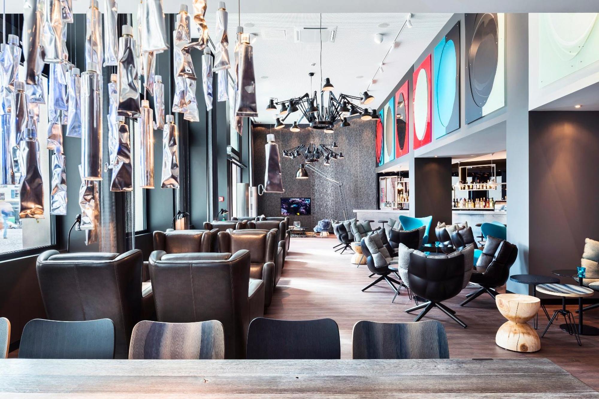 Motel One Базель Экстерьер фото