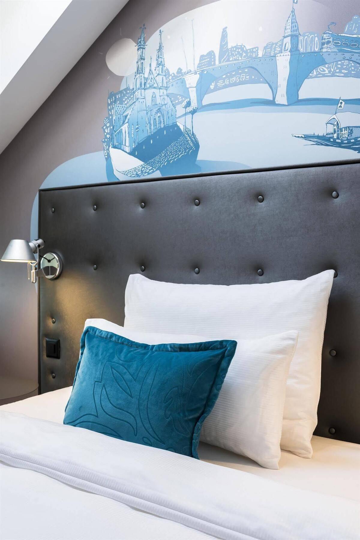 Motel One Базель Экстерьер фото