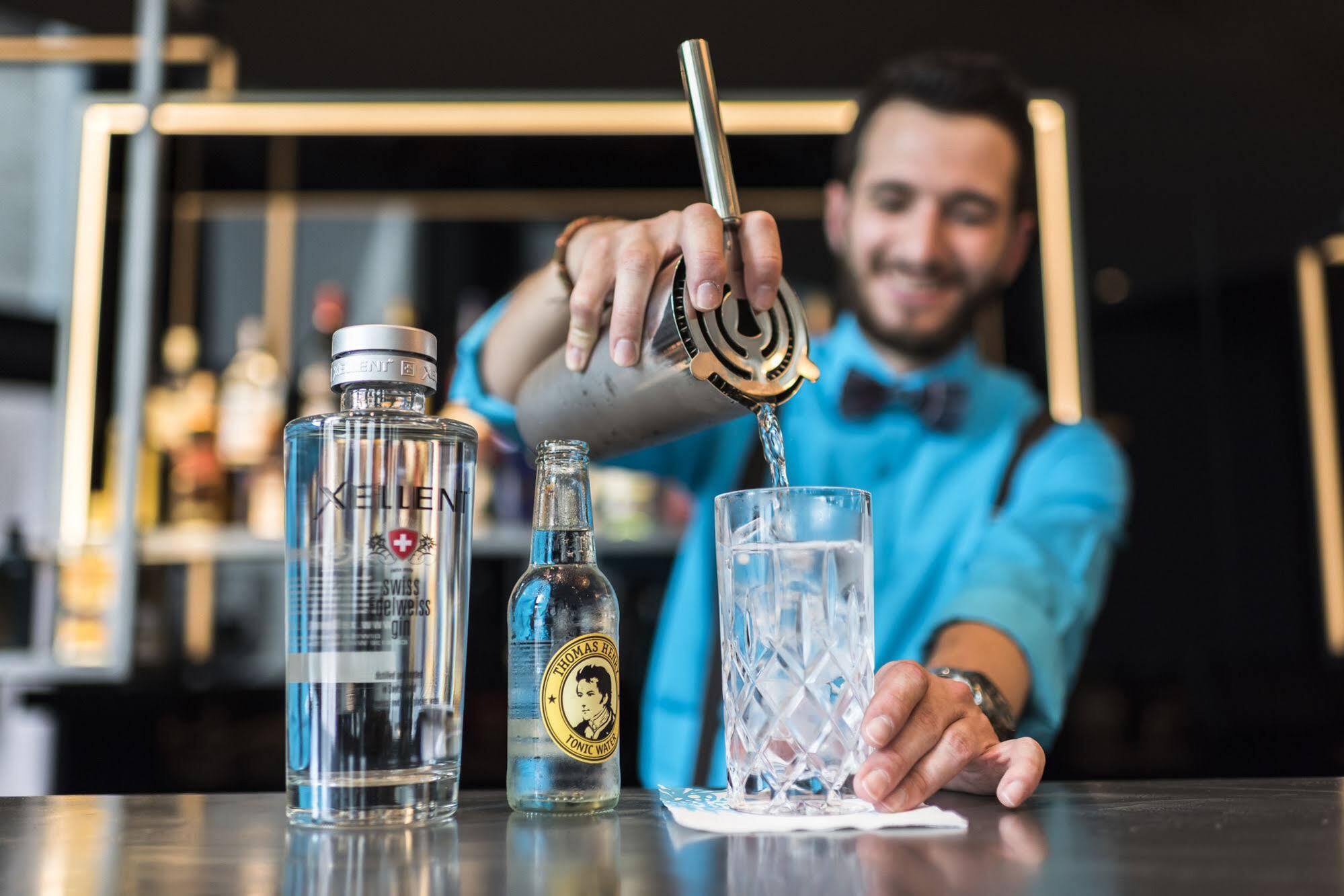 Motel One Базель Экстерьер фото